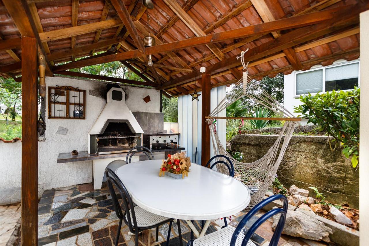 Apartmani Mili Malinska Luaran gambar