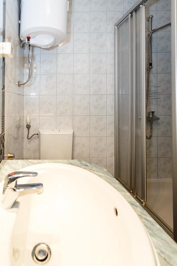 Apartmani Mili Malinska Luaran gambar