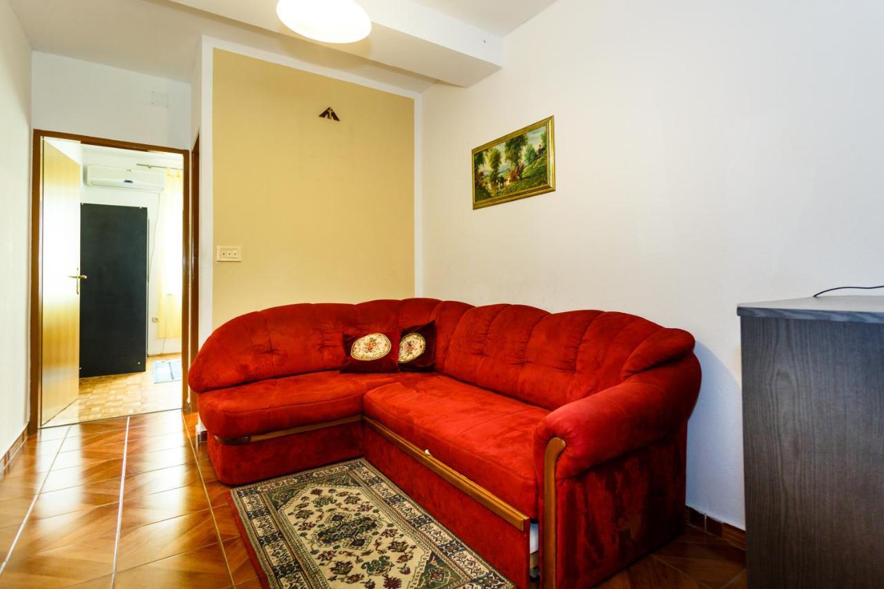 Apartmani Mili Malinska Luaran gambar