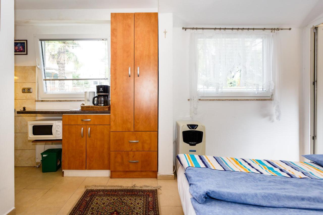 Apartmani Mili Malinska Luaran gambar
